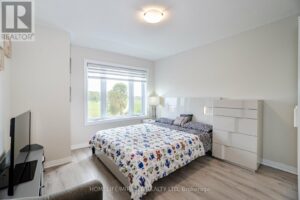 63 PROGRESS CRES, Kitchener, Ontario Bed Room 2